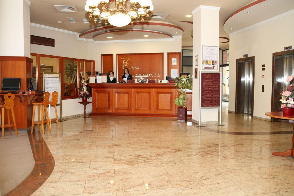 סובוטיקה Hotel Galleria מראה חיצוני תמונה