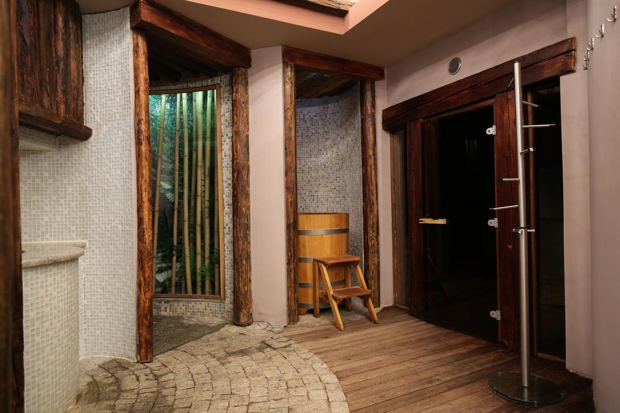 סובוטיקה Hotel Galleria מראה חיצוני תמונה