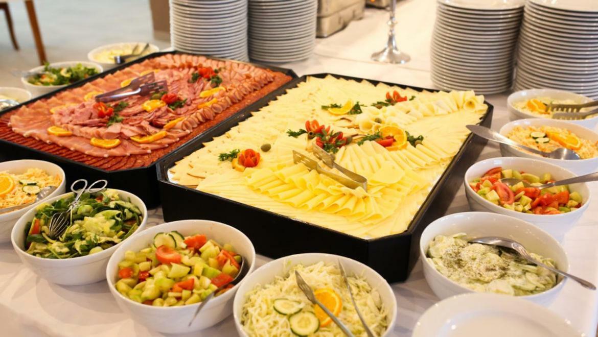 סובוטיקה Hotel Galleria מראה חיצוני תמונה