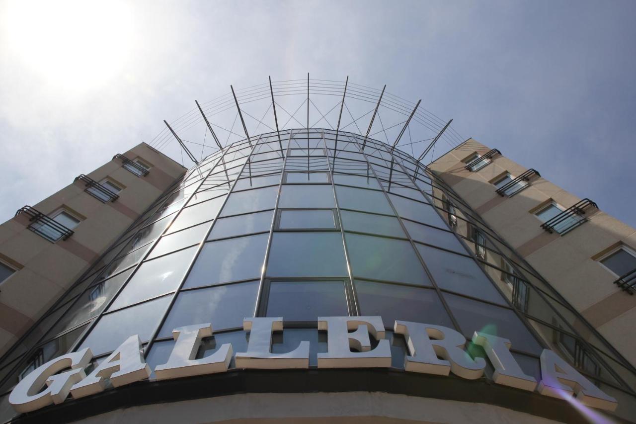סובוטיקה Hotel Galleria מראה חיצוני תמונה