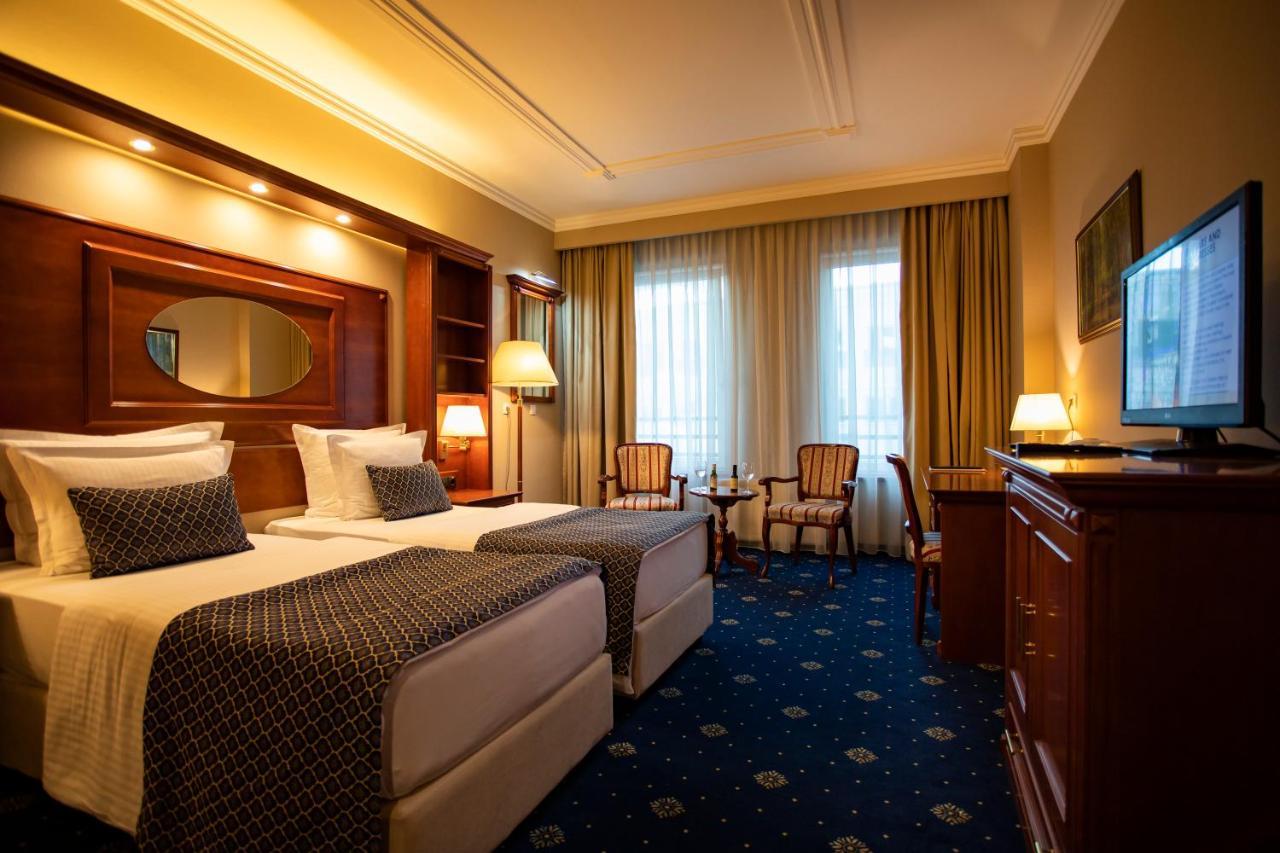 סובוטיקה Hotel Galleria מראה חיצוני תמונה