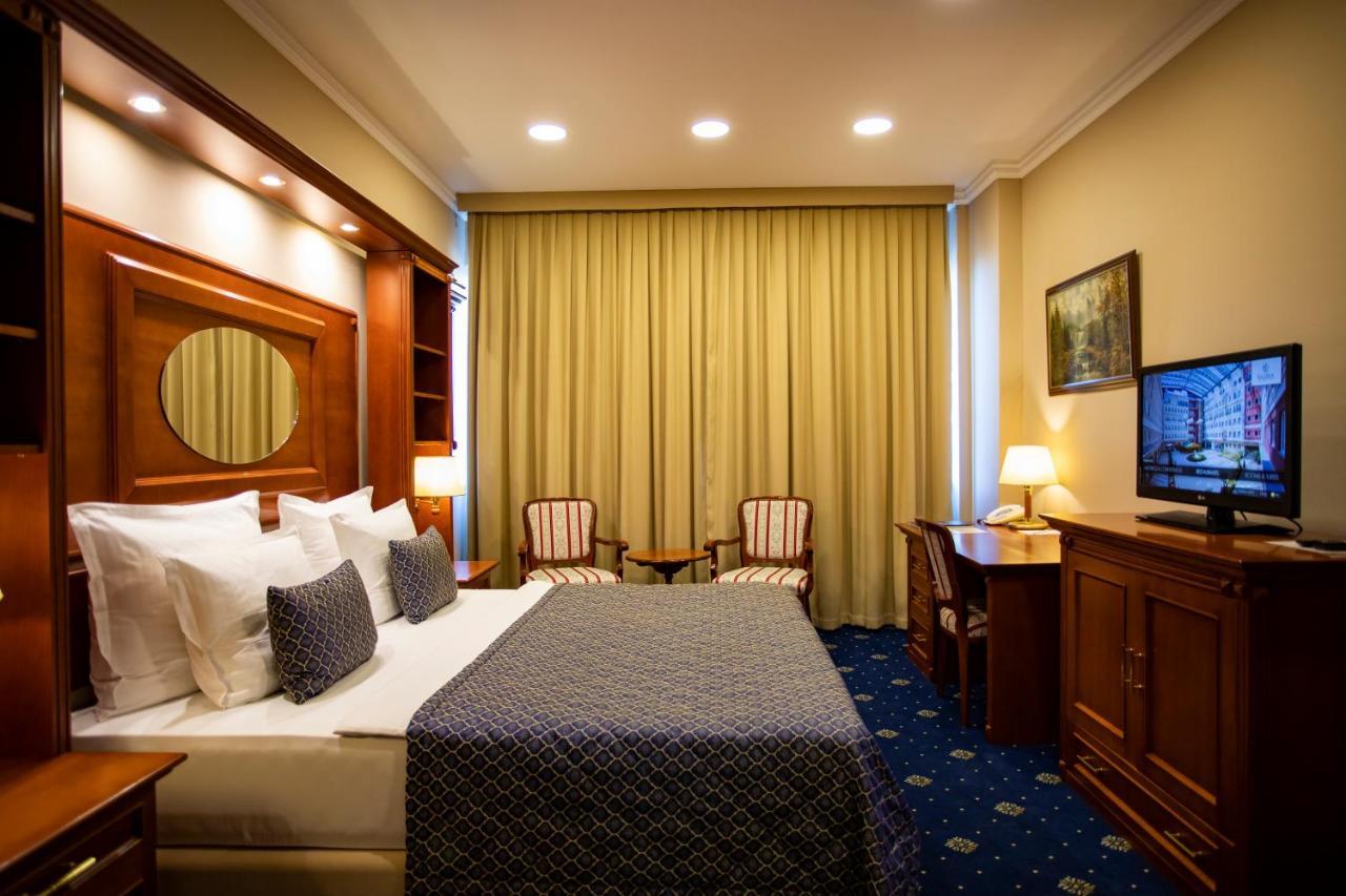 סובוטיקה Hotel Galleria מראה חיצוני תמונה