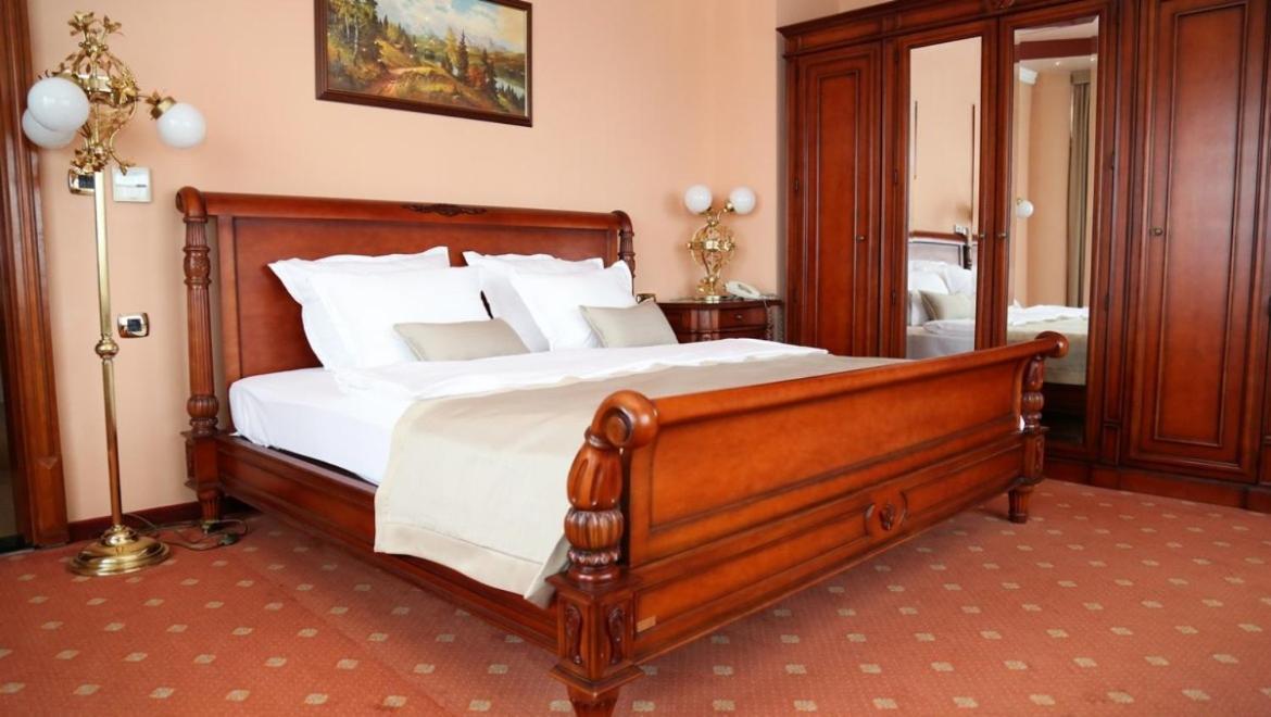 סובוטיקה Hotel Galleria מראה חיצוני תמונה